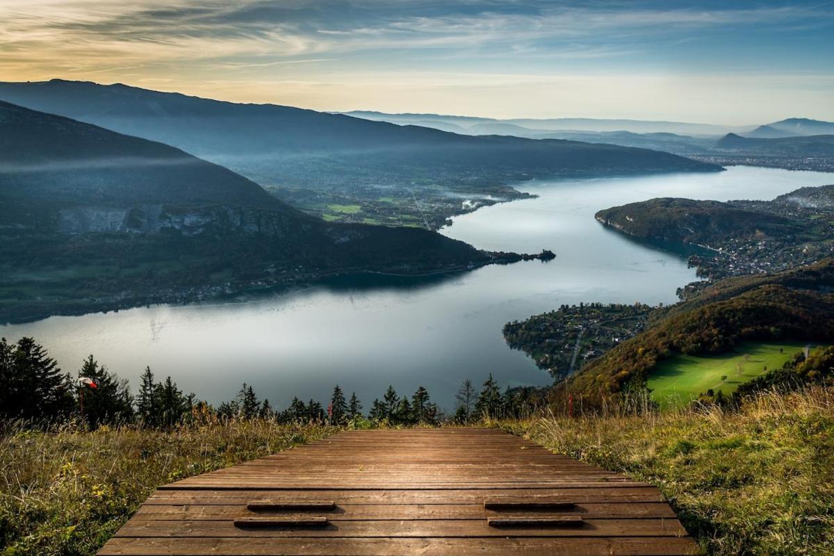 Golden Beach Parking Proche Du Lac Annecy Zewnętrze zdjęcie